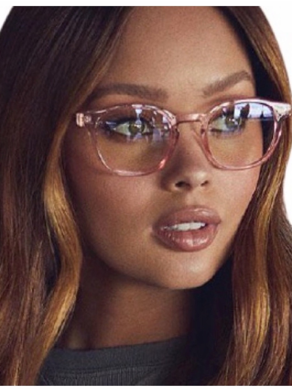QUAY Walk On Blue Light Glasses Crystal Pink Frame Bluelight Glasses 👓 💕